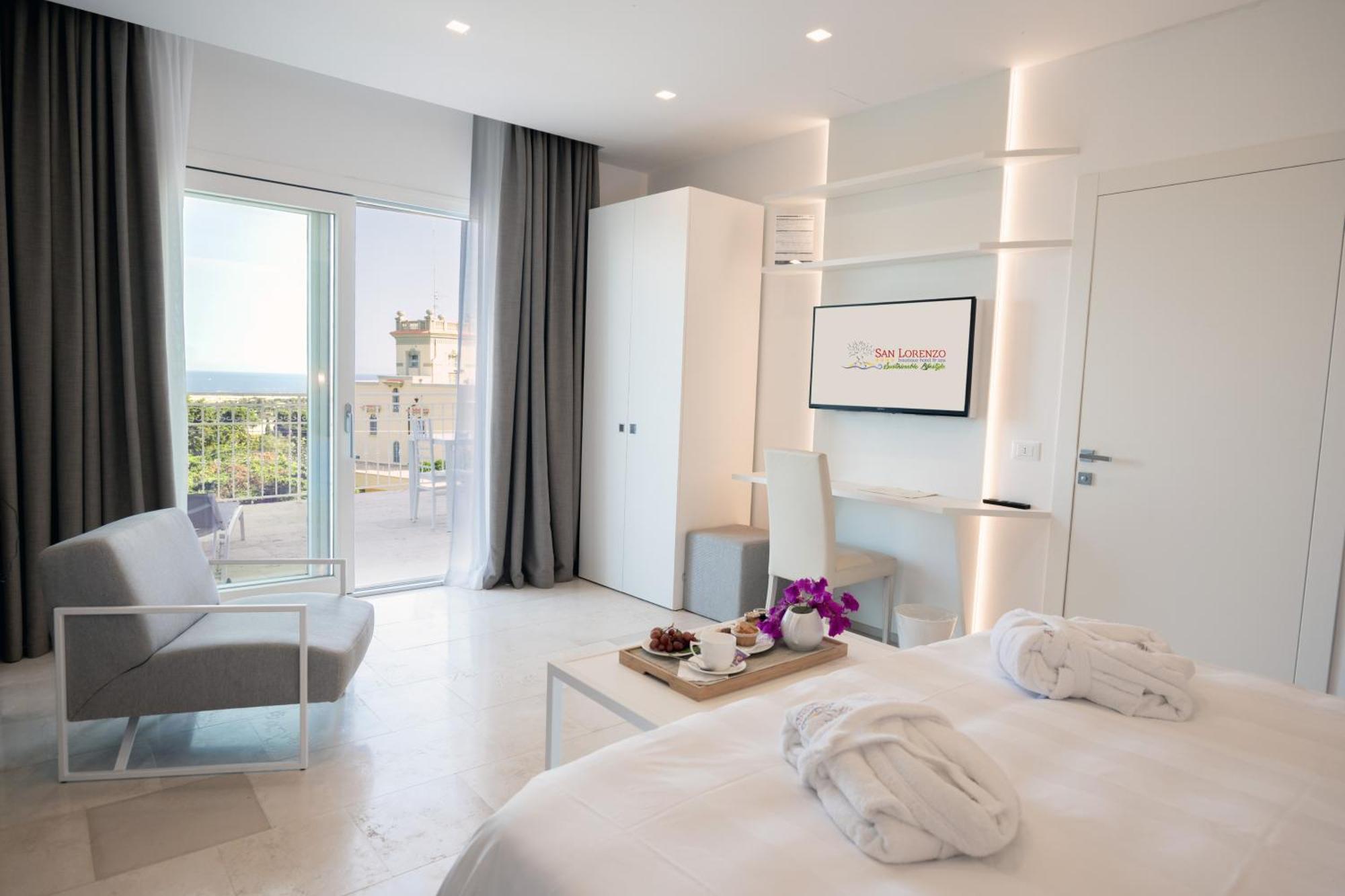 Junior King Suite